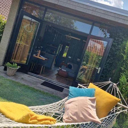 Bed and Breakfast Tiny House In De Boomgaard Stad aan 't Haringvliet Zewnętrze zdjęcie